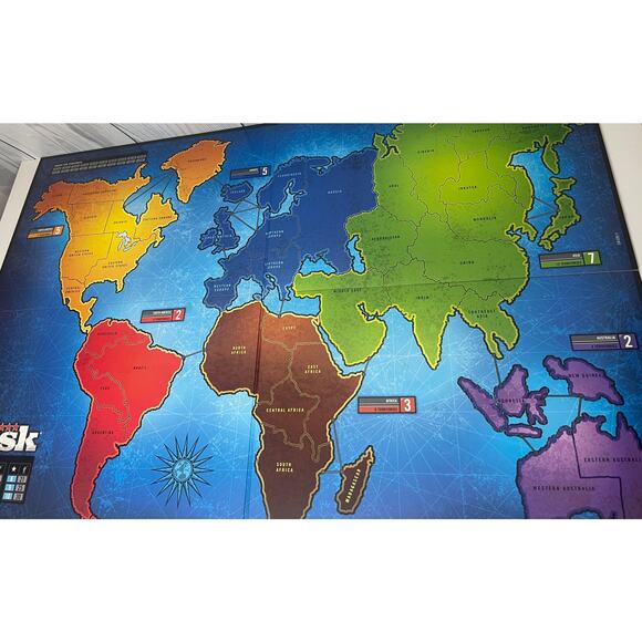 Risk The Game Of Global Domination (complete) Hasbro Board Game 2010 - Picture 5 of 7